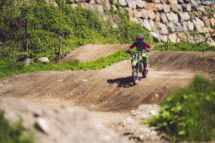 开云中国-全国青少年登山赛贵州赛段精彩刺激，青年登山活动